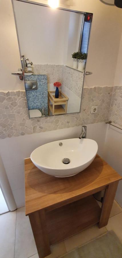 Apartments Ruzic Njivice Room photo